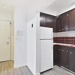 Stylish Downtown Retreat Full Amenities